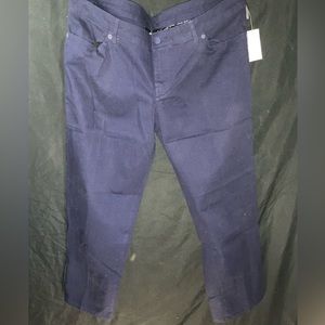 Woman Lee Norma Kamalin Classic 14 
~Size 14 
~Brand New
~Navy Blue